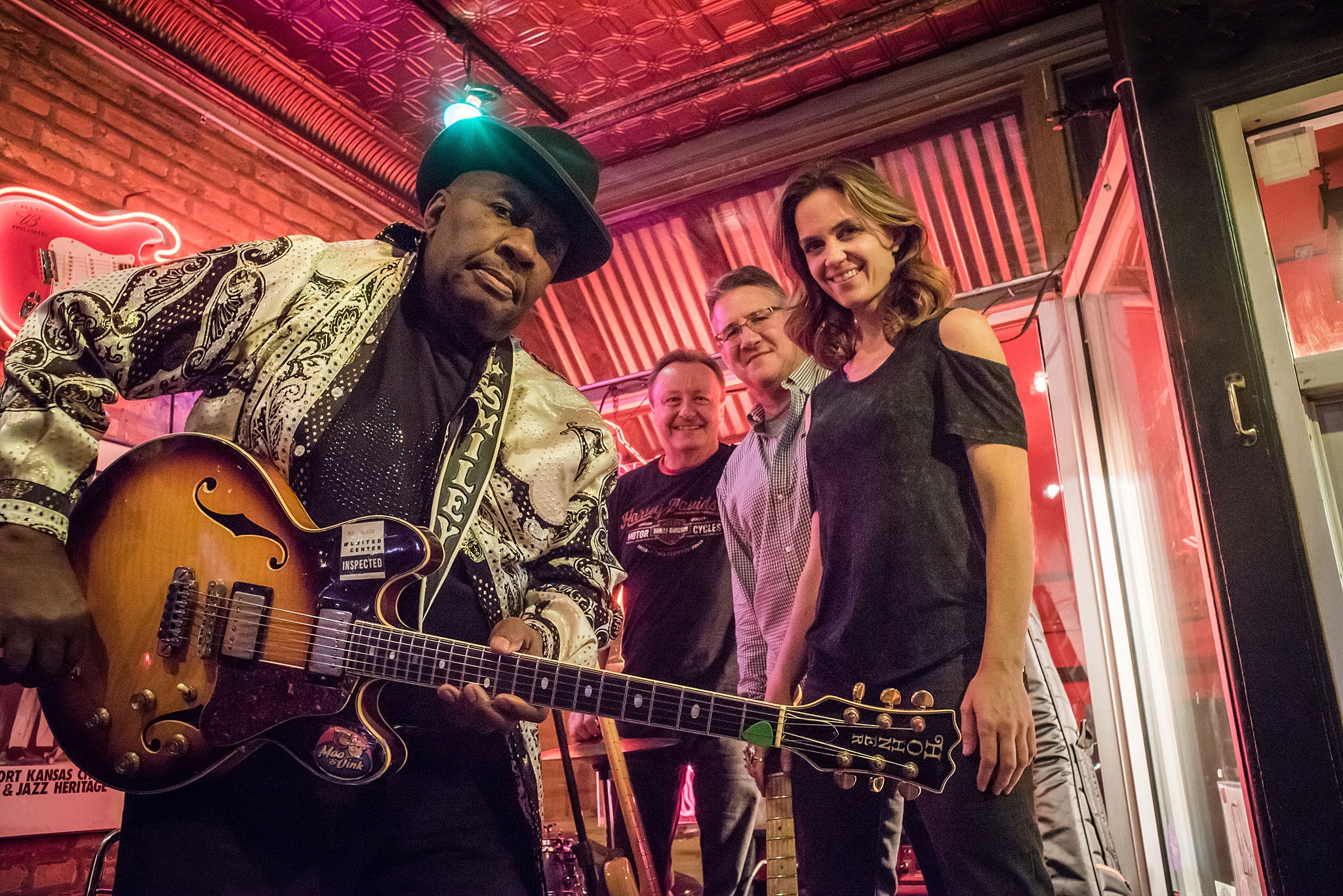 [Smiley Tillmon Band featuring Kate Moss]